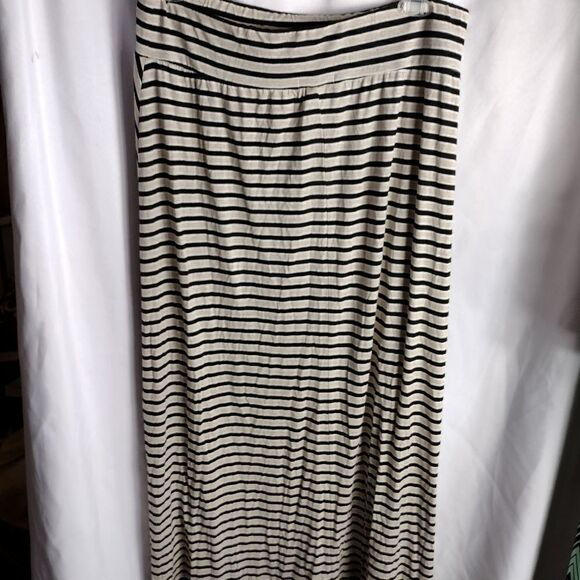 CB established 1962 maxi skirt - Picture 2 of 5